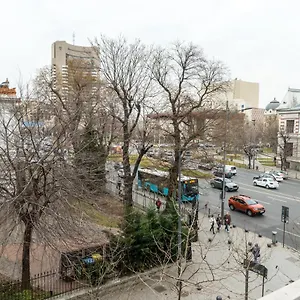Apartament Lovely With Balcony, Bucureşti